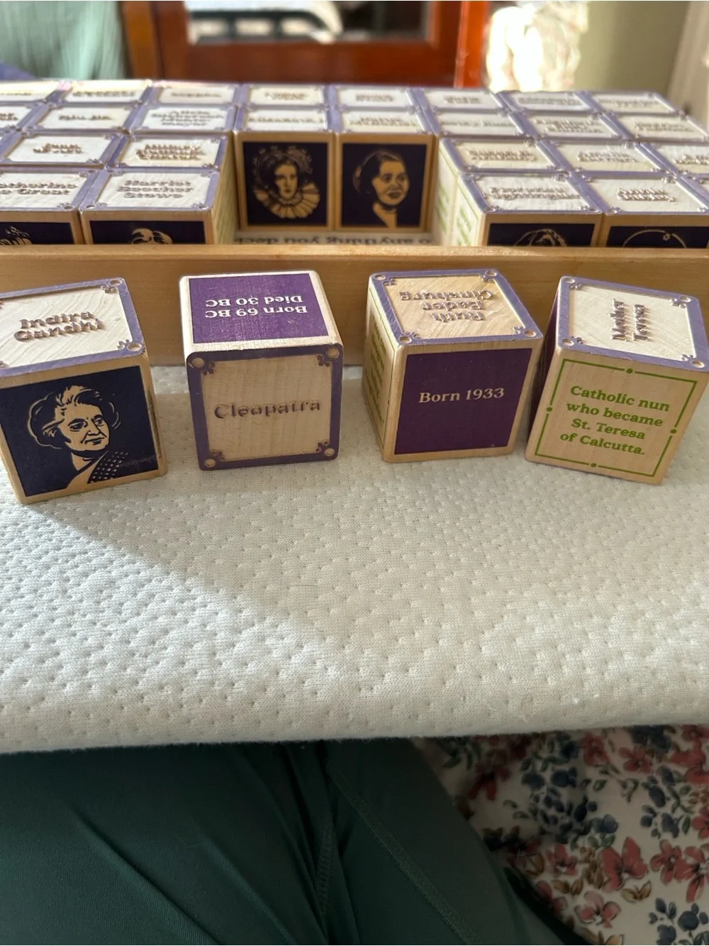 Historic Women Wooden Blocks Set - Purple & Natural